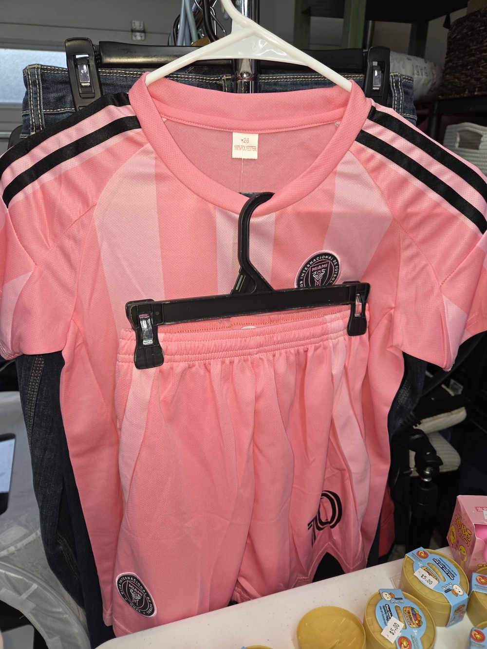 Pink Kids Soccer Jersey with MESSI 10 (size 8 to 10Y)